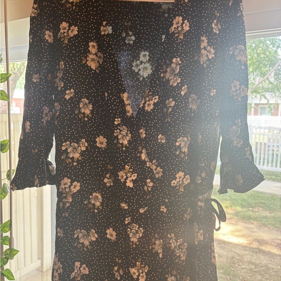 LOFT Black Dress with White Floral Accents - Picture 8 of 8